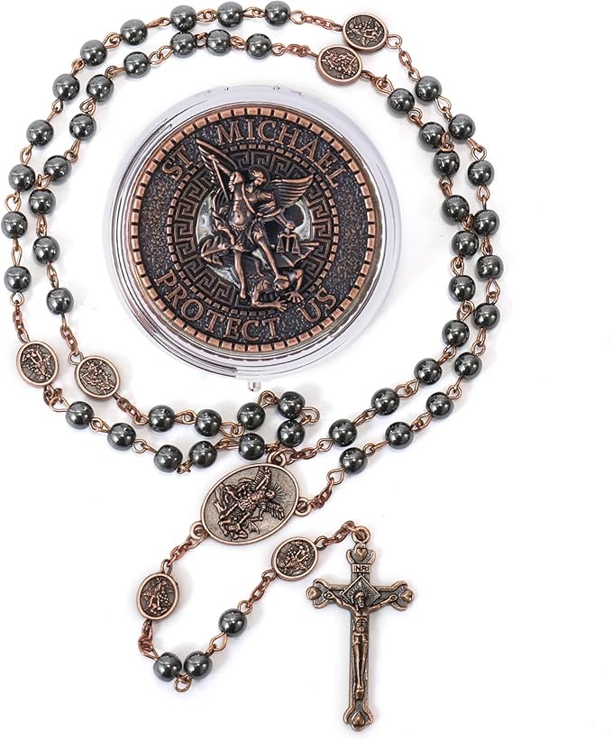 Rosario cattolico con medaglia di San Michele Arcangelo per protezione spirituale contro il male